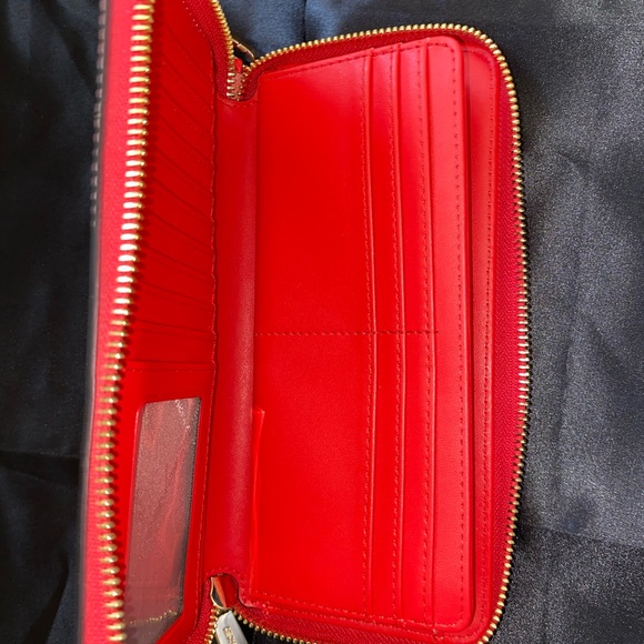 Excellent condition, red Mk wallet
